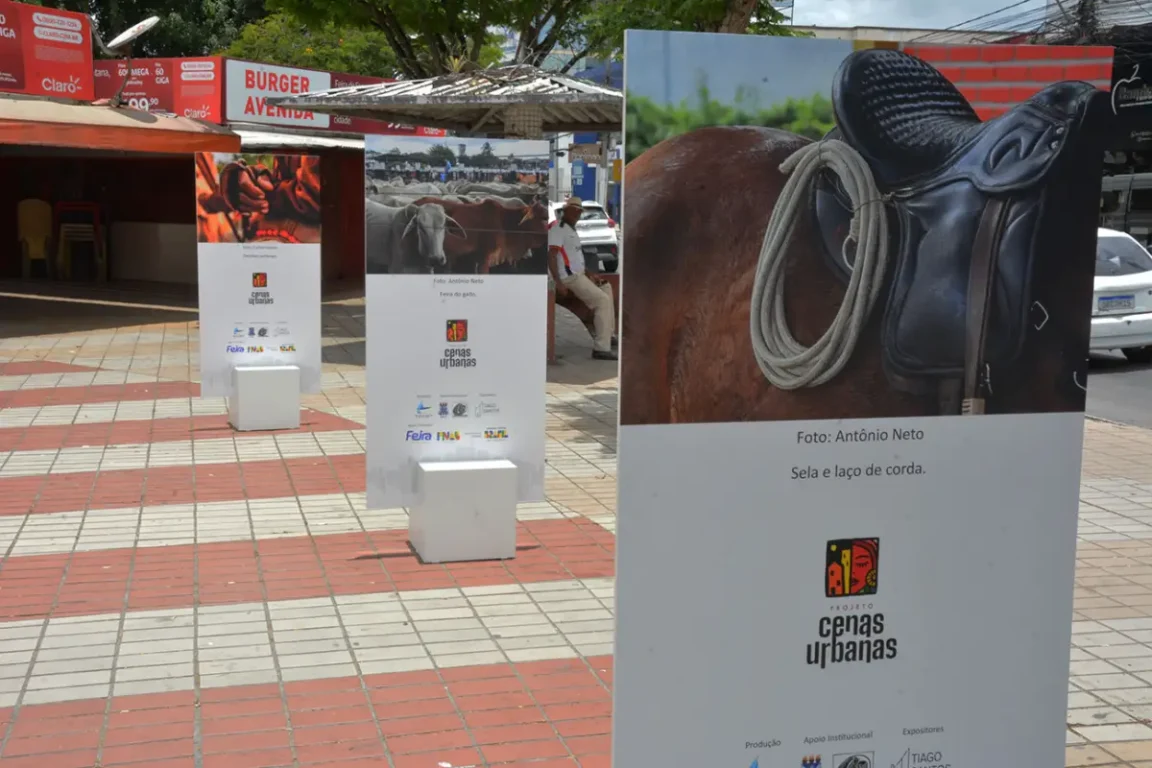 Exposição Cenas Urbanas