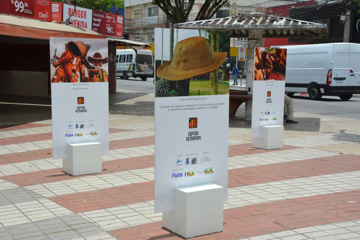 Exposição Cenas Urbanas