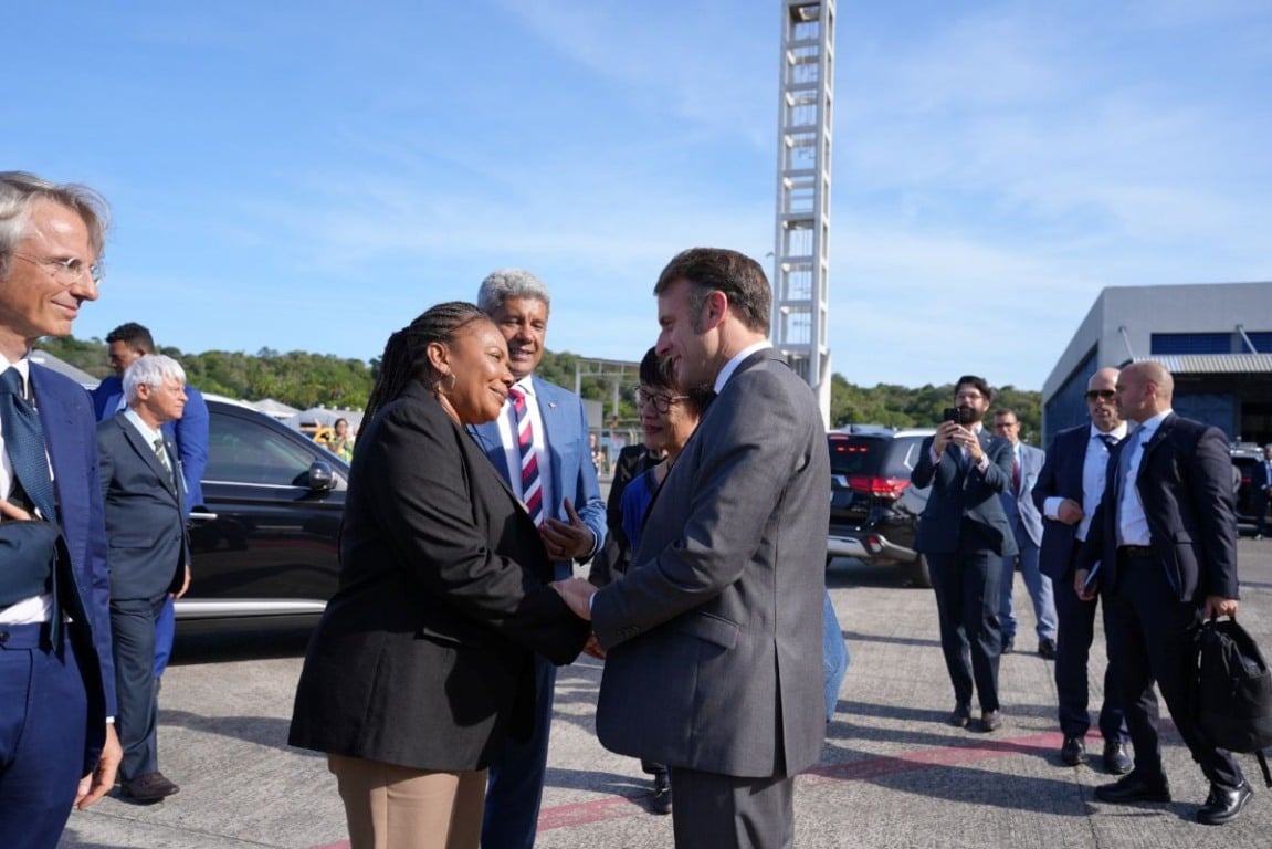 Governador da Bahia e Margareth Menezes recebem presidente da França Emmanuel Macron em Salvador