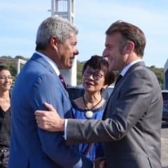 Jerônimo Rodrigues recebe presidente da França Emmanuel Macron em Salvador