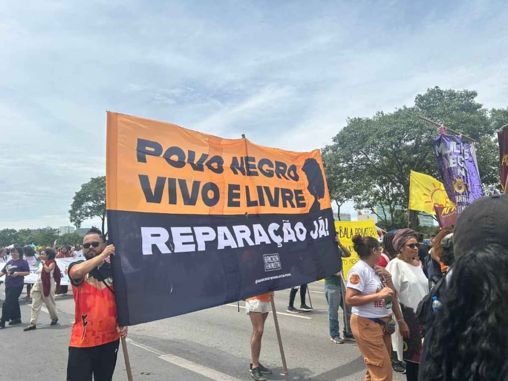 Mulheres negras da Bahia marcham por reparação e bem viver em Brasília