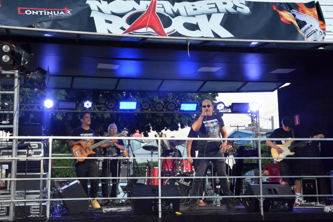 November’s Rock November’s Rock