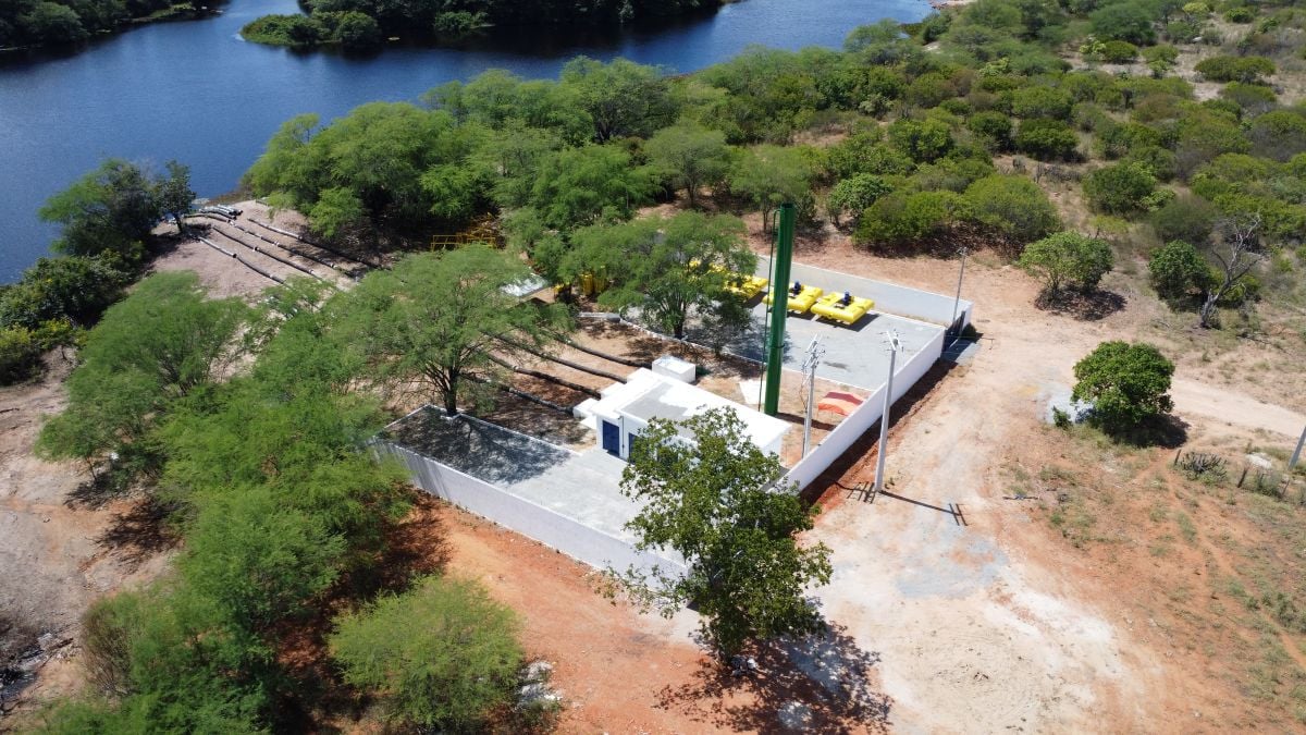 Obra captação Planaltino - Maracás.