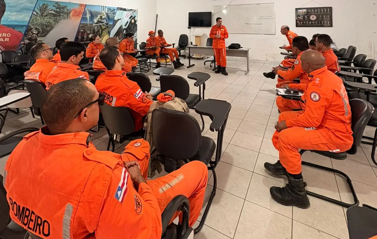 Operação Bahia Protegida realiza vistorias preventivas em estabelecimentos do comércio de Feira de Santana