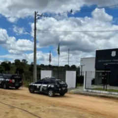 Operação Narke 5 alcança cinco suspeitos de tráfico em Apuarema e apreende adolescentes