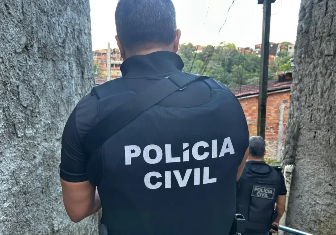 Homem é preso em Serrinha após descumprir medida protetiva e ameaçar ex-companheira Homem é preso em Serrinha após descumprir medida protetiva e ameaçar ex-companheira
