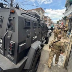 Polícia Civil ocupa comunidade da Capelinha de São Caetano em Salvador