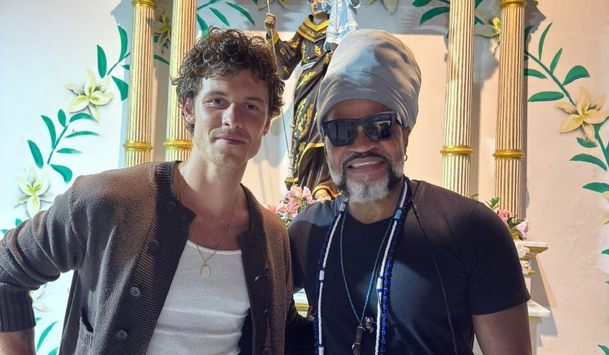 Shawn Mendes e Carlinhos Brown