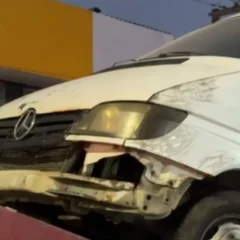 Transporte clandestino: SMT flagra carros sem manutenção e retira 10 veículos das ruas de Feira de Santana