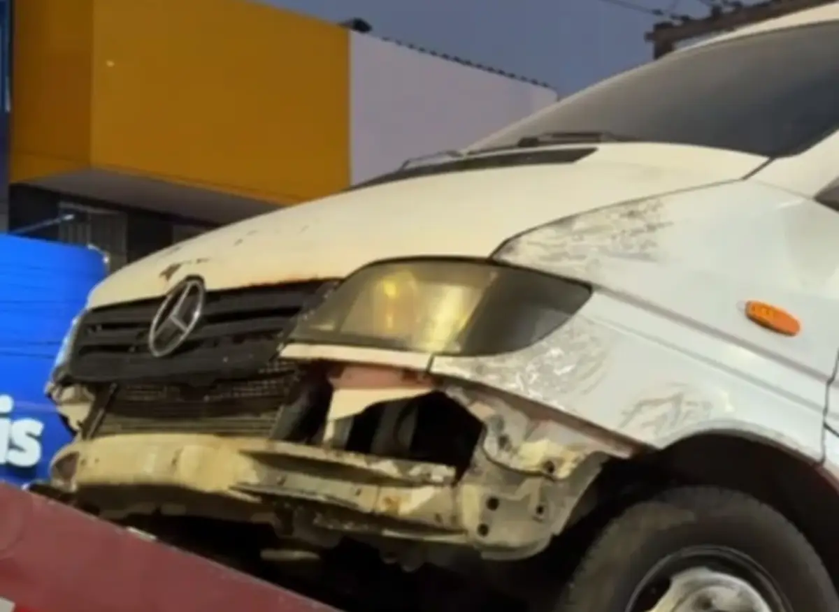 Transporte clandestino: SMT flagra carros sem manutenção e retira 10 veículos das ruas de Feira de Santana