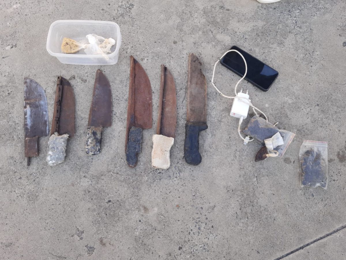 Ação da Polícia Civil cumpre mandados contra lideranças criminosas em Feira de Santana e isola alvo em presídio de segurança máxima