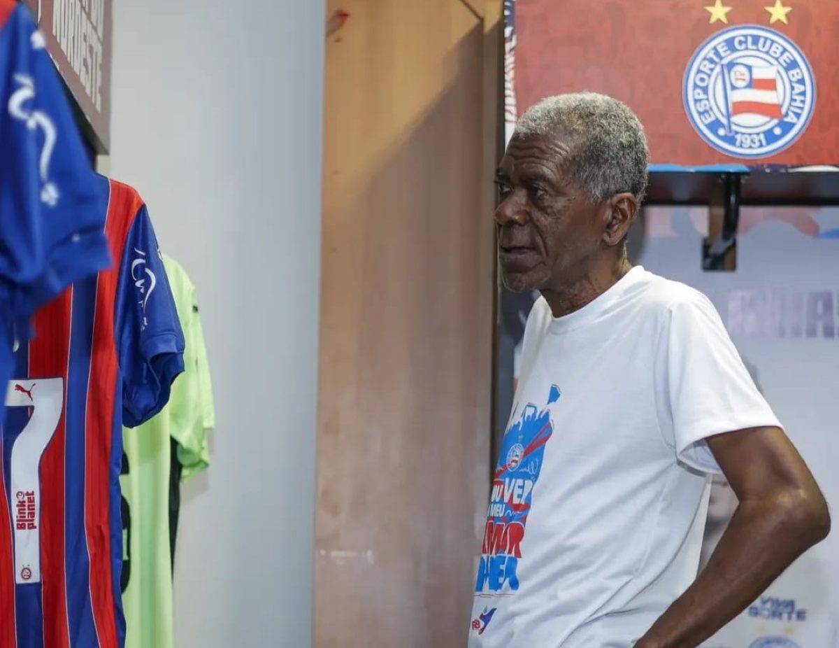 Embaixada Tricolor BBMB leva assistidos pela Apae para assistir Bahia x Bragantino na Arena Fonte Nova  Embaixada Tricolor BBMB leva assistidos pela Apae para assistir Bahia x Bragantino na Arena Fonte Nova