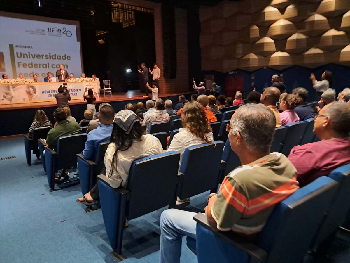 Audiência Pública reúne lideranças para dialogar sobre criação da Universidade Federal de Feira de Santana