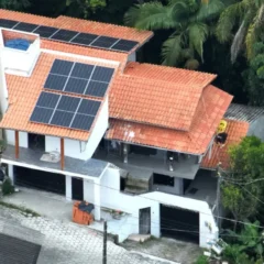 Forças de segurança prendem faccionado foragido de Feira de Santana em casa de luxo em Blumenau