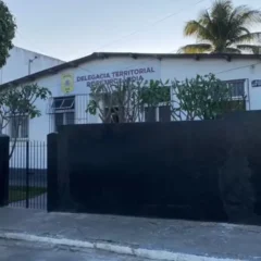 Homem é conduzido à delegacia suspeito de retirar preservativo durante relação sexual