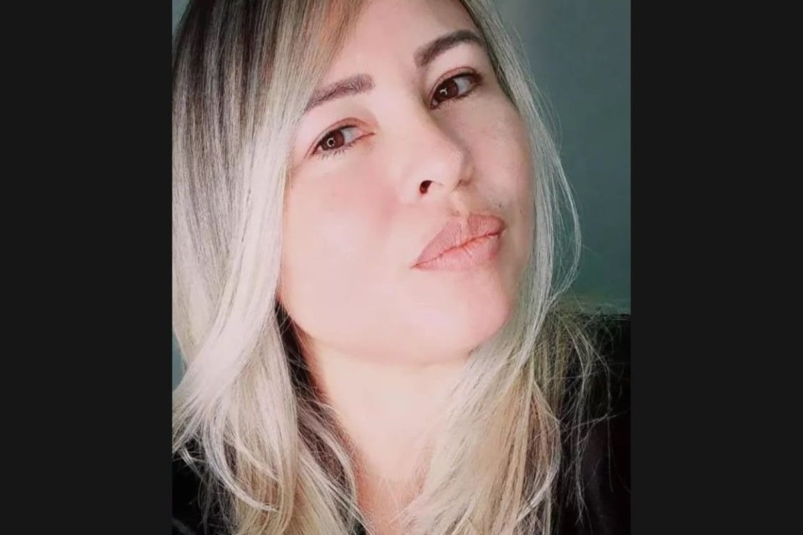 Edivânia Limeira da Silva, de 38 anos, foi assassinada dentro de casa no Sertão da ParaÃba. O corpo foi trasladado para Paulo Afonso, onde foi sepultado no cemitério do Bairro Tancredo Neves. Edivânia Limeira da Silva, de 38 anos, foi assassinada dentro de casa no Sertão da ParaÃba. O corpo foi trasladado para Paulo Afonso, onde foi sepultado no cemitério do Bairro Tancredo Neves.