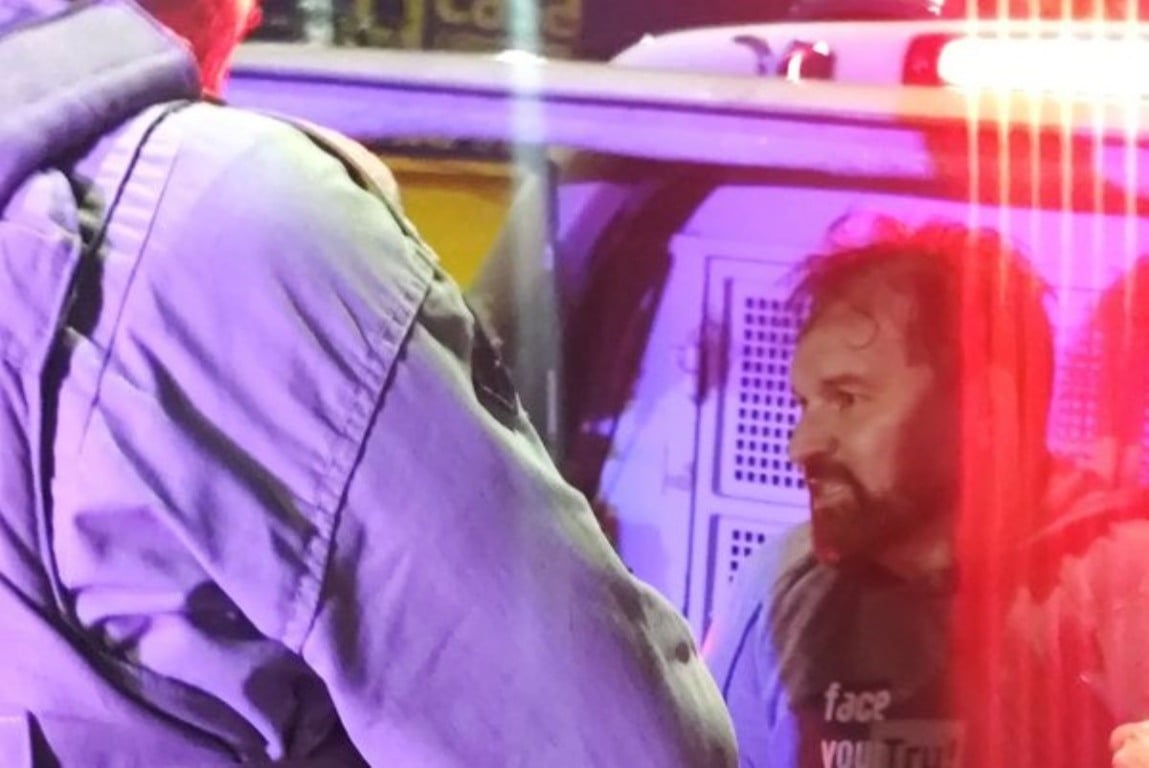 resgate de Gerald Saraiva Silva de Sordi que caiu com o carro no canal de drenagem em vitória da conquista