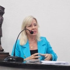 Presidente da Fundação Hospitalar usa Tribuna Livre para apresentar projetos previstos para 2026