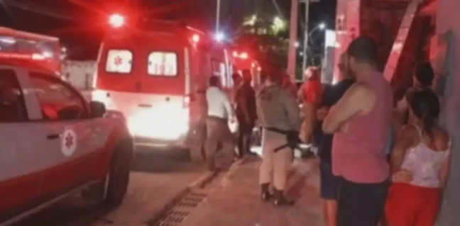 Idoso de 66 anos morre após escada desabar dentro de casa em Salvador