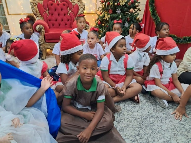 lançamento da campanha papai Noel dos correios feira de Santana 2025