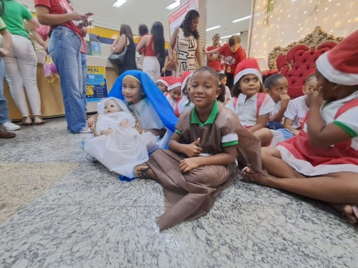 lançamento da campanha papai Noel dos correios feira de Santana 2025