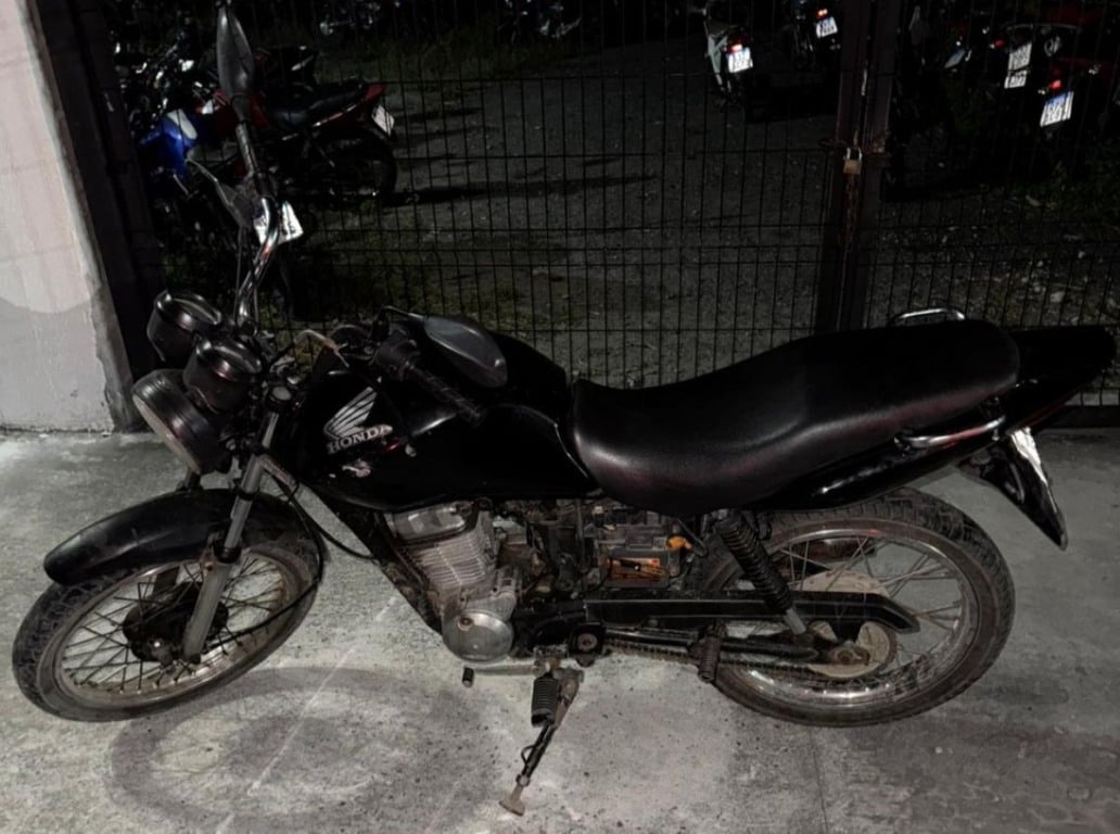 moto roubada recuperada no barro Gabriela