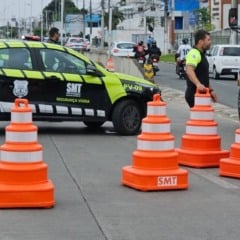 Túnel da Avenida Maria Quitéria é parcialmente interditado após placas internas se soltarem