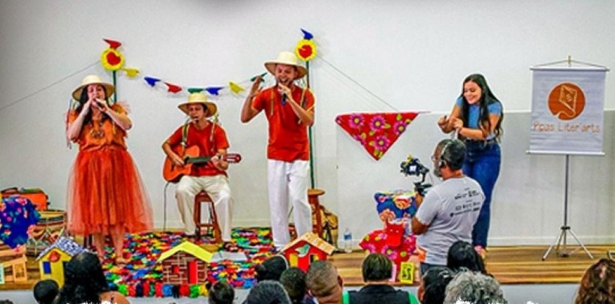 Projeto Pipas Literarts promove contação de histórias para jovens do Coletivo Bahia pela Paz em Feira de Santana