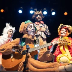 Clássico “Os Saltimbancos” chega a Feira de Santana neste sábado (8)