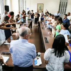Mais 19 servidores são empossados no quadro efetivo da Prefeitura de Feira