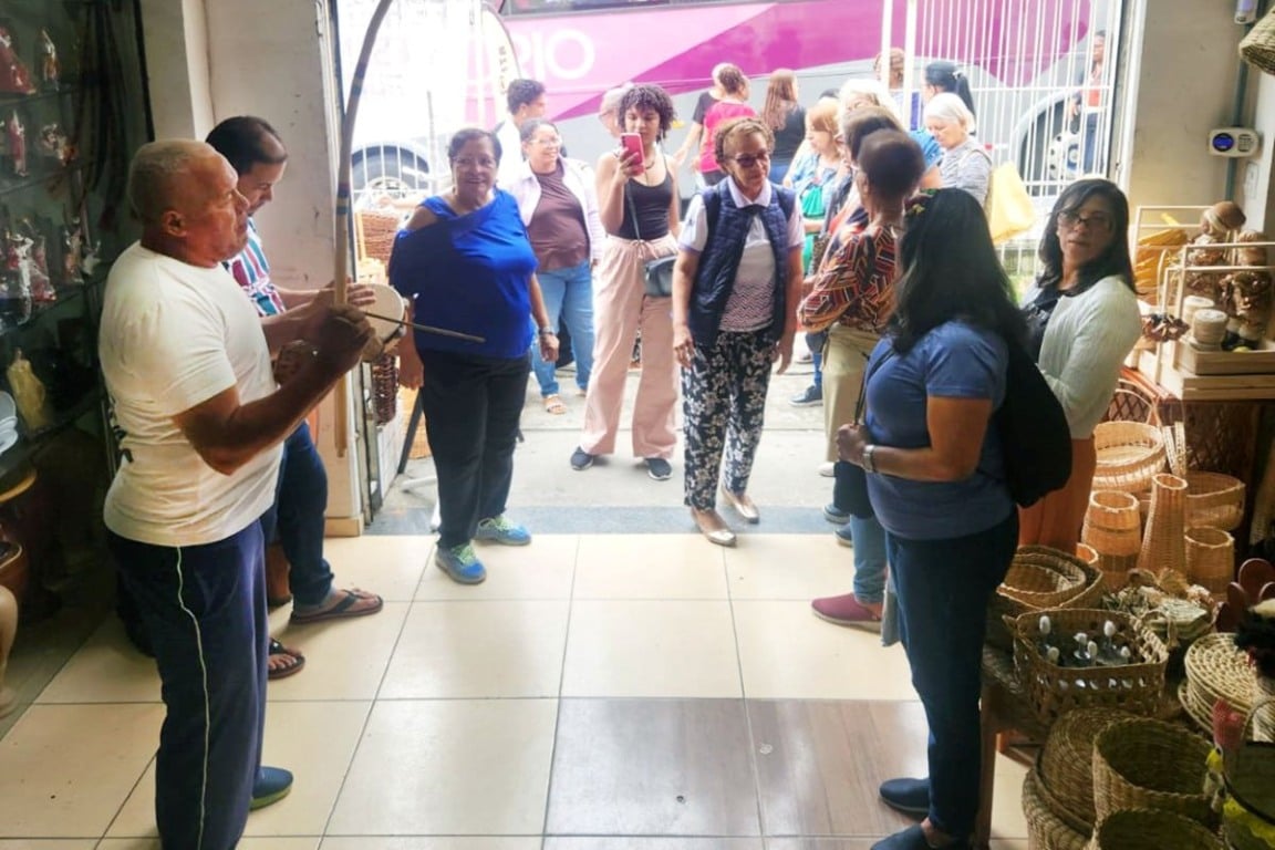 Turistas do Rio de Janeiro conhecem atrativos culturais e históricos de Feira de Santana em visita guiada