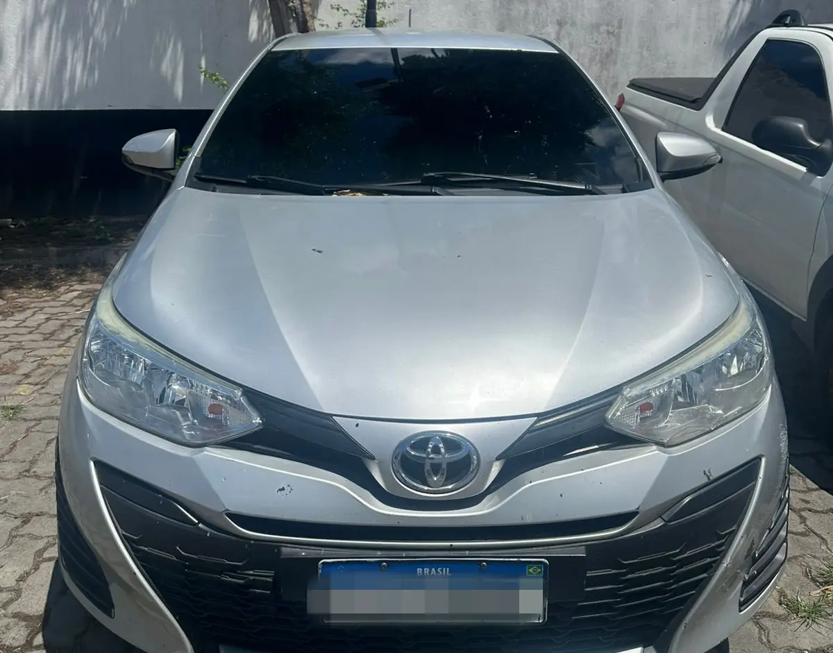 Polícia recupera veículo adulterado e com restrição de roubo na zona rural de Feira de Santana