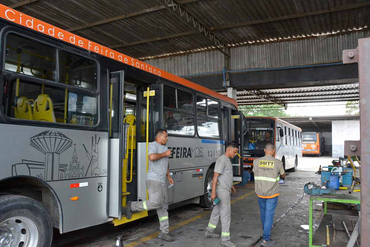 Vistoria nos ônibus