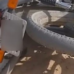 Motocicleta que Andreo Cesar Teixeira estava conduzindo no momento em que foi morto