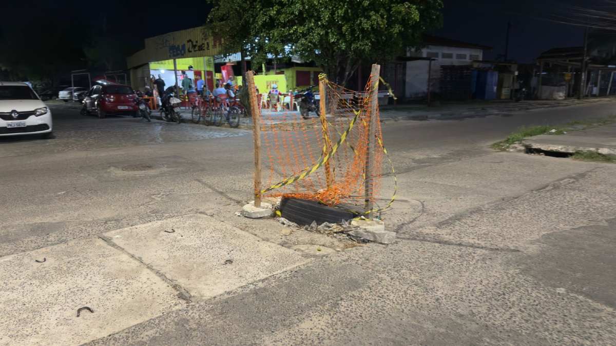 Av.1, em frente a Rua A- Conjunto Feira VII