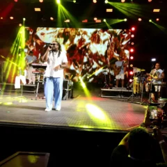 Filhos de Jorge agita o Natal Encantado no quarto dia de festa