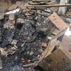 Incêndio destrói lanchonete na Avenida João Durval