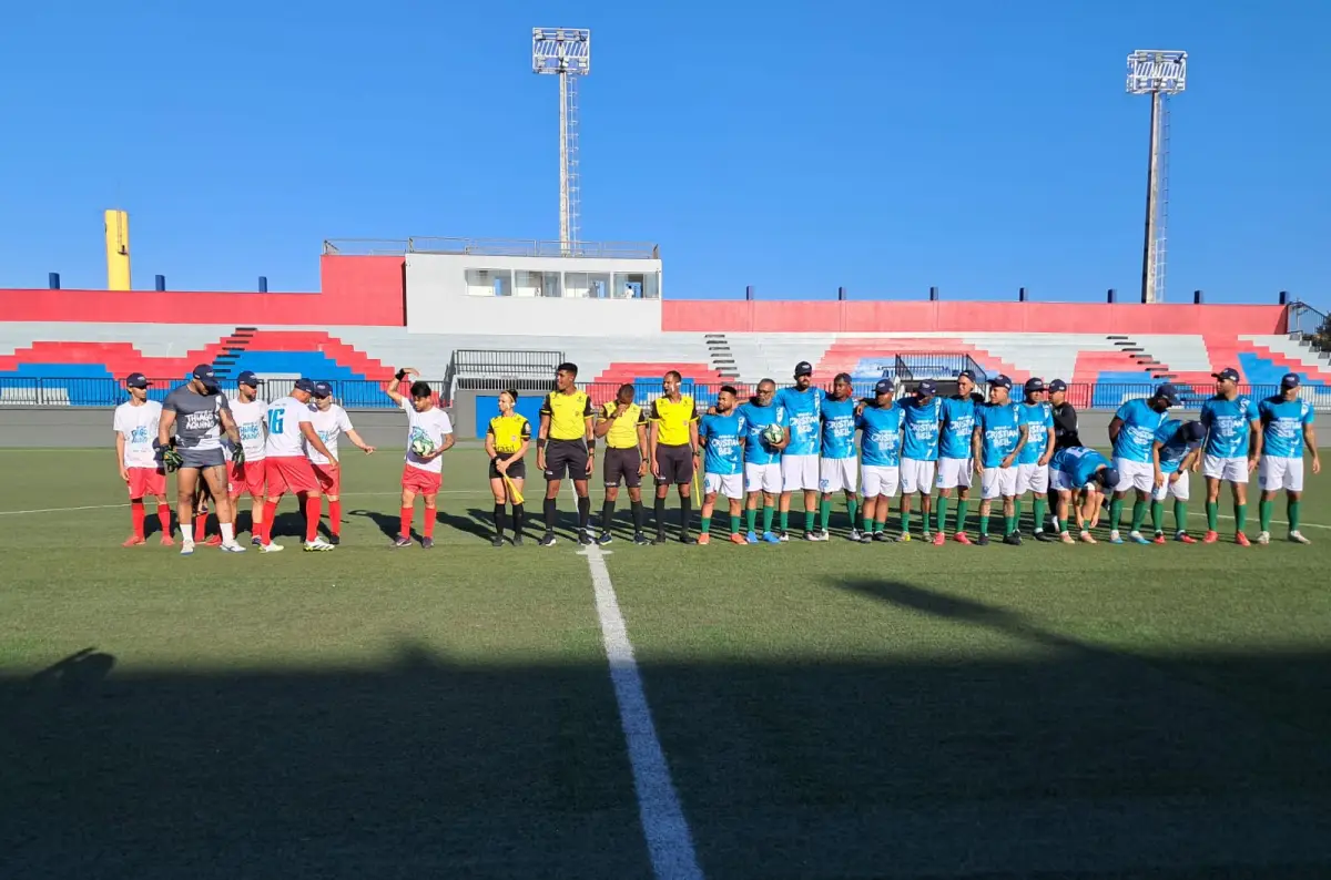 Natal Show de Bola reúne artistas, jogadores e influenciadores para combater a fome em Feira de Santana