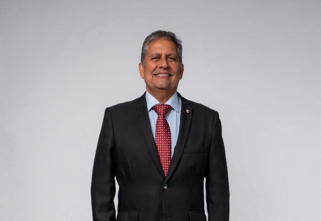 Manoel Jorge e Silva Neto - presidente da Academia Brasiliense de Direito Manoel Jorge e Silva Neto - presidente da Academia Brasiliense de Direito