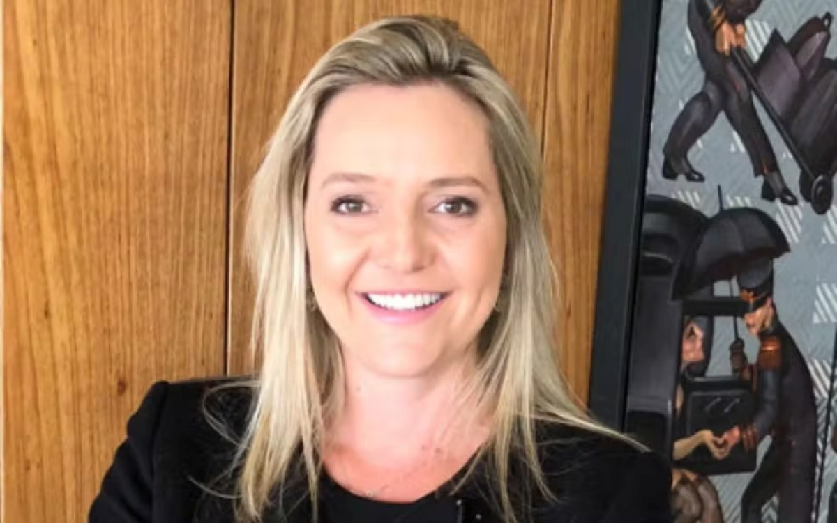 Mariângela Fialek, ex-assessora do deputado federal e ex-presidente da Câmara Arthur Lira (PP-AL), alvo de operação da PolÃcia Federal deflagrada nesta sexta-feira (12) Mariângela Fialek, ex-assessora do deputado federal e ex-presidente da Câmara Arthur Lira (PP-AL), alvo de operação da PolÃcia Federal deflagrada nesta sexta-feira (12)