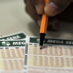 Mega-Sena acumula novamente e prêmio principal vai para R$ 44 milhões