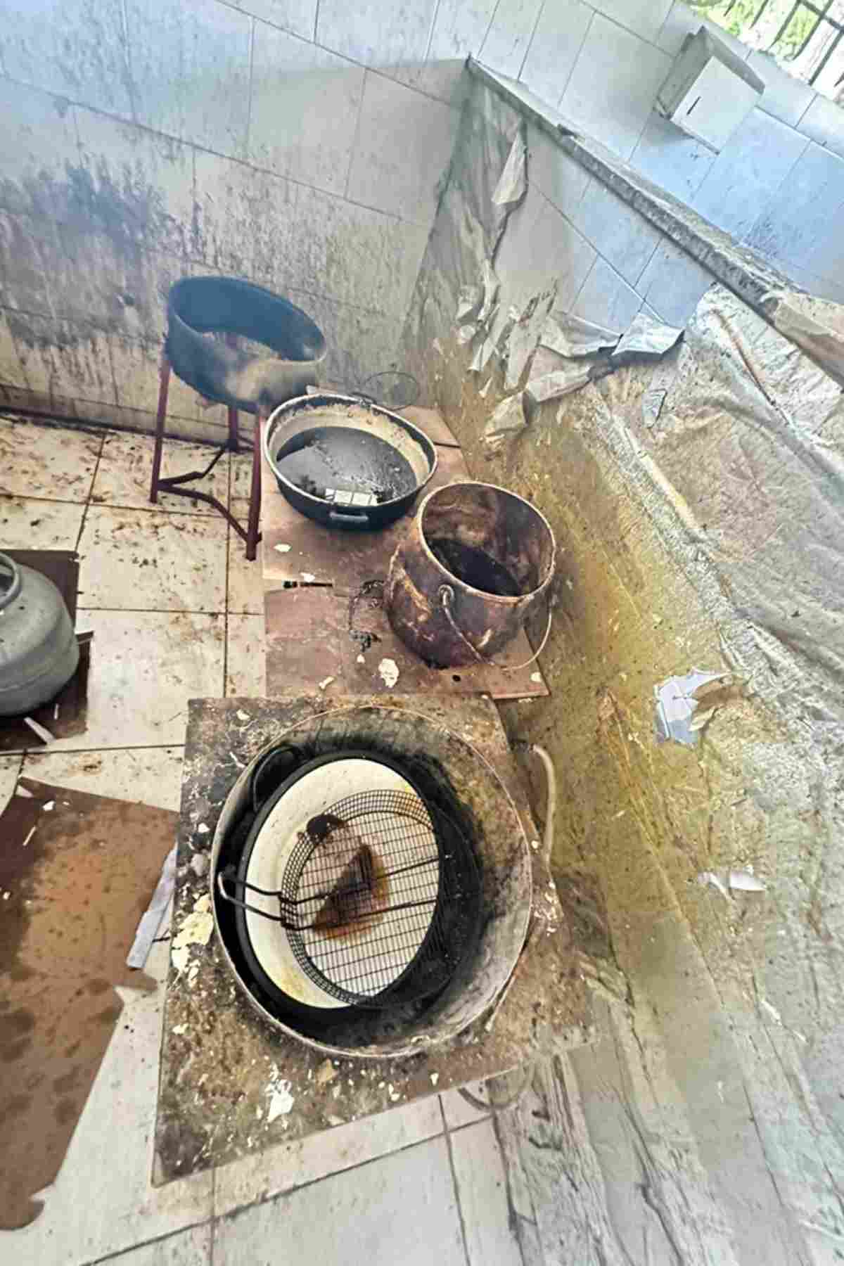 Vigilância Sanitária interdita pasteleira por condições insalubres Vigilância Sanitária interdita pasteleira por condições insalubres