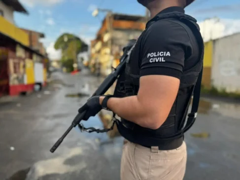 Polícia prende homem suspeito de tentar matar vítima com facão em Jacobina