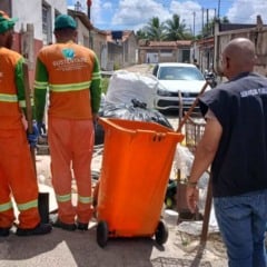 Prefeitura retira mais de 3 toneladas de lixo em ações realizadas em bairros de Feira de Santana