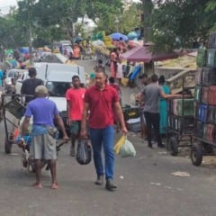 Procura por produtos para ceia natalina movimenta Centro de Abastecimento de Feira de Santana