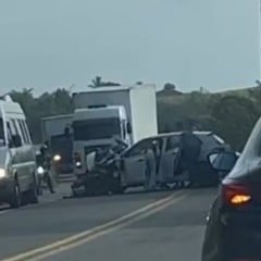 Acidente na BR-101, próximo a Dom Macedo Costa