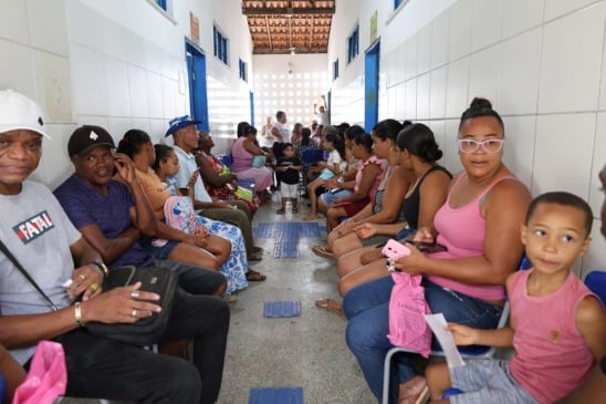 Feira em Ação leva serviços de saúde e cidadania ao distrito Governador João Durval Carneiro