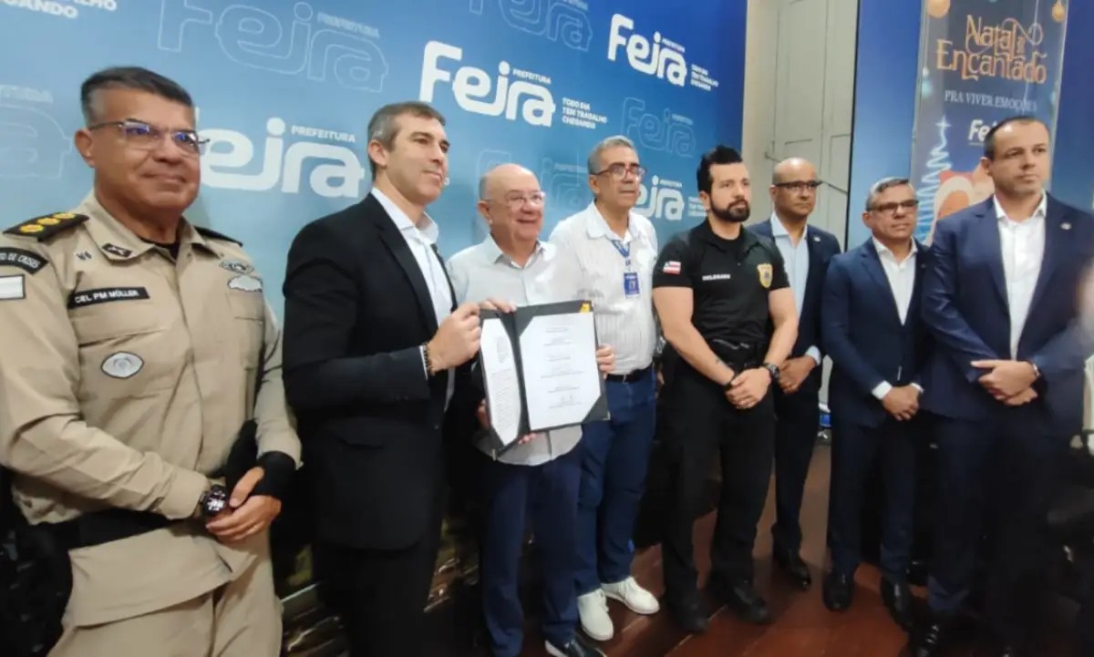 Termo de Cooperação para integrar câmaras de videomonitoramento é assinado pela Prefeitura de Feira de Santana e a SSP Termo de Cooperação para integrar câmaras de videomonitoramento é assinado pela Prefeitura de Feira de Santana e a SSP