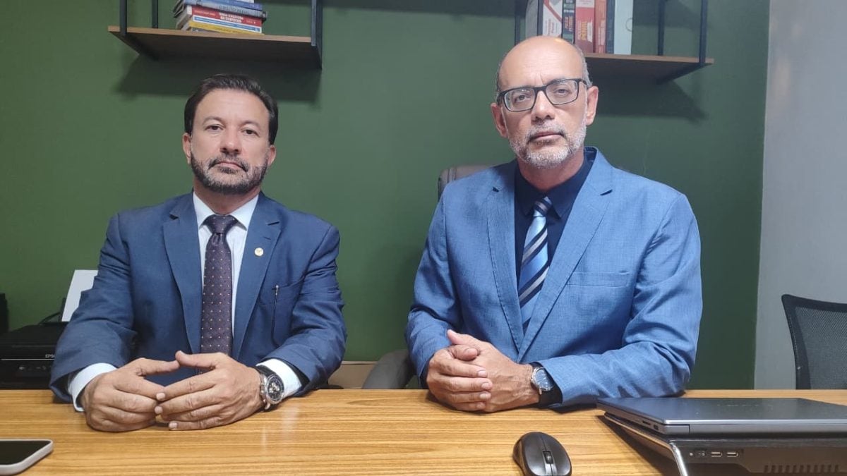 Advogados Marco Aurélio e Yuri Carneiro