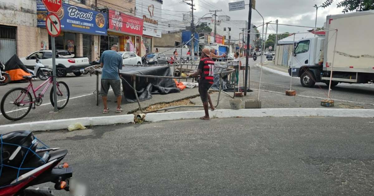 Ambulantes reclamam de restrições e privatização de espaço comercial no Natal Encantado